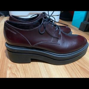 Vagabond Urban Outfitter Leather Platforms Size 36